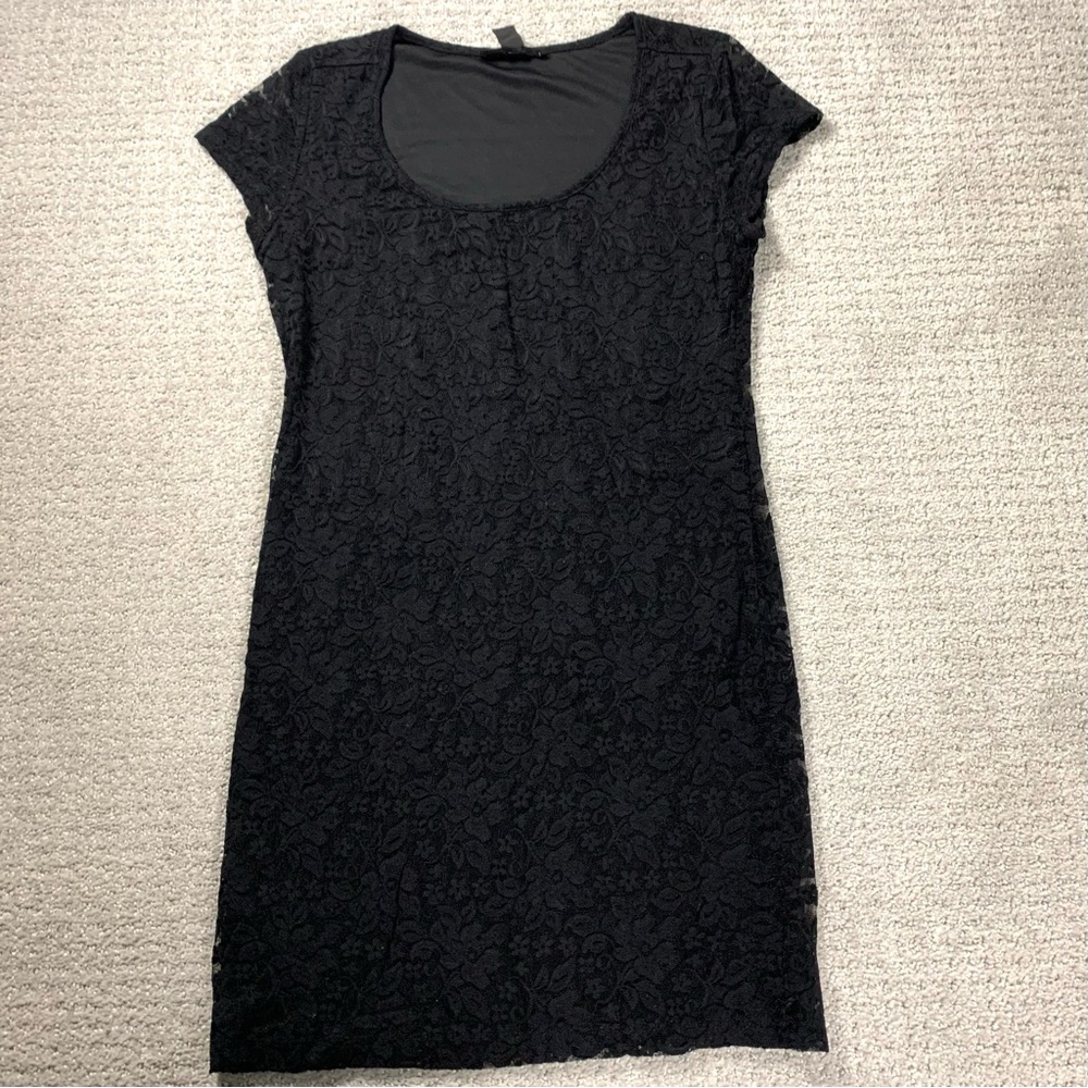 Forever 21 Black Lace Overlay Scoop Neck Mini Dress, Size Medium